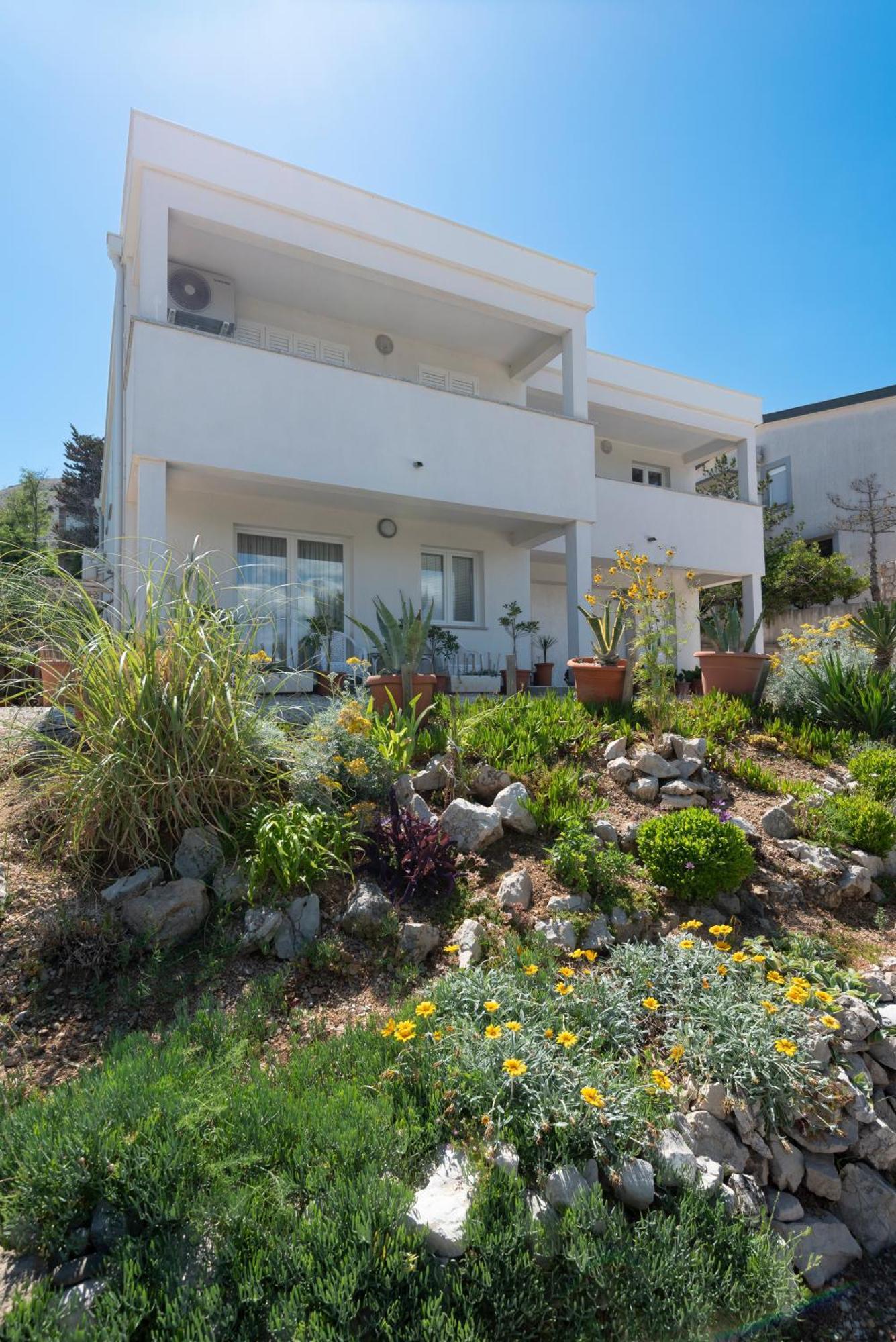 Apartments Veronika Pag Town Exterior foto